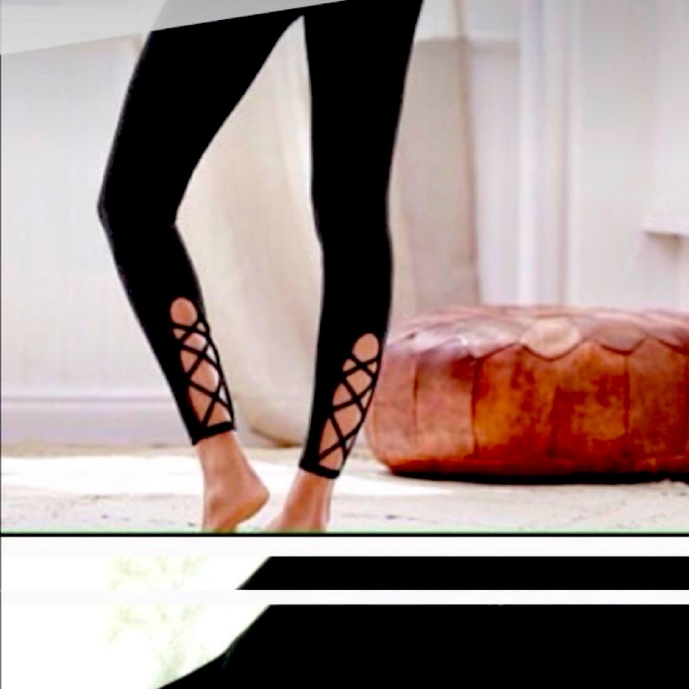 PINK VICTORIA SECRET CRISSCROSS LEGGINGS! Grey! Worn only once!